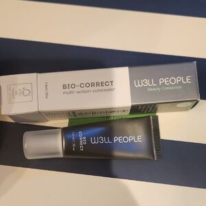 W3ll People Bio-Correct Multi-Action Concealer - Black and Gray